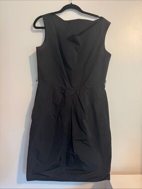 Lida Baday Classic Black Sleeveless Sheath Dress